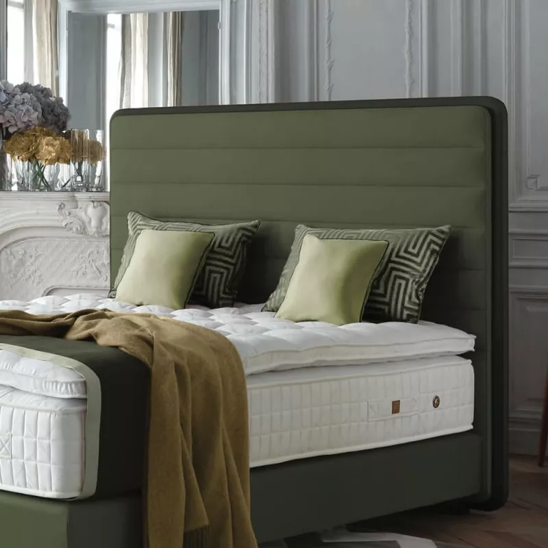 Treca Headboard Lounge